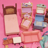 CLEARANCE Fisher Price Loving Family Dollhouse Doll People furniture lot M-Toys & Hobbies:Preschool Toys & Pretend Play:Fisher-Price:1963-Now:Dollhouses-Fisher-Price-Clearance,Dollhouse,Dolls,Dream Dollhouse,Fisher Price,Loving Family,Sold as is - Damaged Lots,Used-The Dollhouse Shop