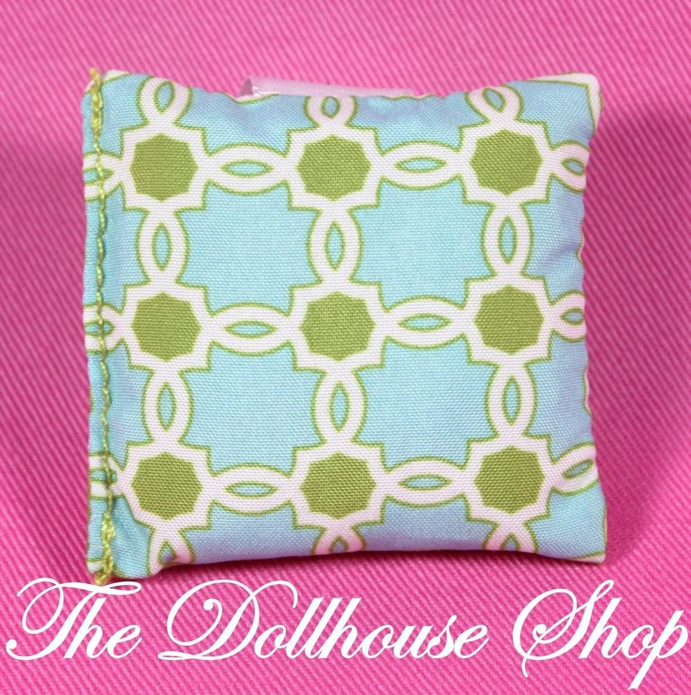 Fisher Price Loving Family Dollhouse Bedroom Throw Pillow Sofa Cushion-Toys & Hobbies:Preschool Toys & Pretend Play:Fisher-Price:1963-Now:Dollhouses-Fisher-Price-Bedroom,Dollhouse,Fisher Price,Green,Kids Bedroom,Living Room,Loving Family,Pillows,Soft Furnishings,Used-Fisher Price Loving Family Dollhouse green sofa cushion for playrooms. Perfect for dollhouses. Find it now at The Dollhouse Shop! Safe for kids 3+.-The Dollhouse Shop