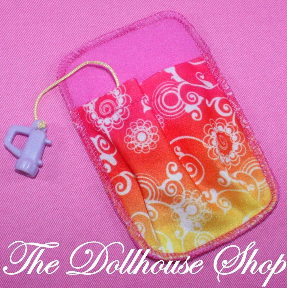 Fisher Price Loving Family Dollhouse Child Doll's Pink Sleeping Bag Flashlight-Toys & Hobbies:Preschool Toys & Pretend Play:Fisher-Price:1963-Now:Dollhouses-Fisher-Price-Backyard Fun,Blankets & Rugs,Camping Sets,Dollhouse,Fisher Price,Hidden Rooms Dollhouse,Kids Bedroom,Loving Family,Outdoor Furniture,Pink,Used-The Dollhouse Shop