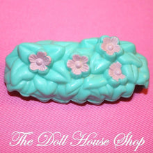 Fisher Price Loving Family Dollhouse Replacement flowers for Window Box-Toys & Hobbies:Preschool Toys & Pretend Play:Fisher-Price:1963-Now:Dollhouses-Fisher-Price-Dollhouse,Dollhouses & Replacement Parts,Fisher Price,Green,Loving Family,Plants and Vases,Replacement Parts,Used-Fisher Price Loving Family 1990's Grand Dollhouse replacement window flowers in pale green. Find this part and more at The Dollhouse Shop today!-The Dollhouse Shop