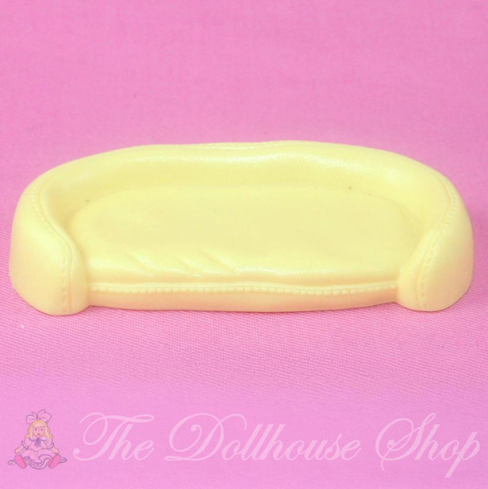 Fisher Price Loving Family Dollhouse Yellow Dog Cat Pet Bed Kitten Puppy-Toys & Hobbies:Preschool Toys & Pretend Play:Fisher-Price:1963-Now:Dollhouses-Fisher-Price-Animal & Pet Accessories,Dollhouse,Fisher Price,Loving Family,Used,Yellow-The Dollhouse Shop
