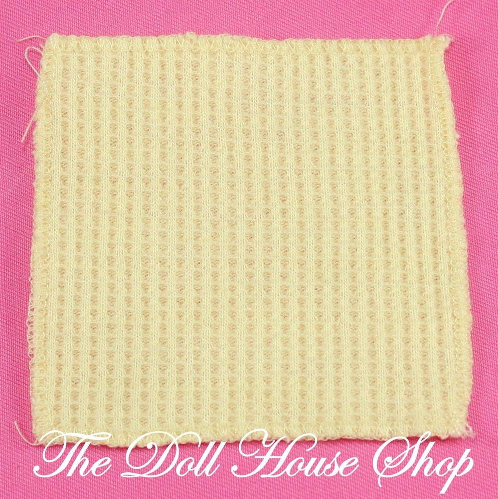 Fisher Price Loving Family Dollhouse Yellow Waffle Baby Crib Blanket Nursery-Toys & Hobbies:Preschool Toys & Pretend Play:Fisher-Price:1963-Now:Dollhouses-Fisher-Price-Blankets & Rugs,Dollhouse,Fisher Price,Kids Bedroom,Loving Family,Nursery Room,Used-The Dollhouse Shop