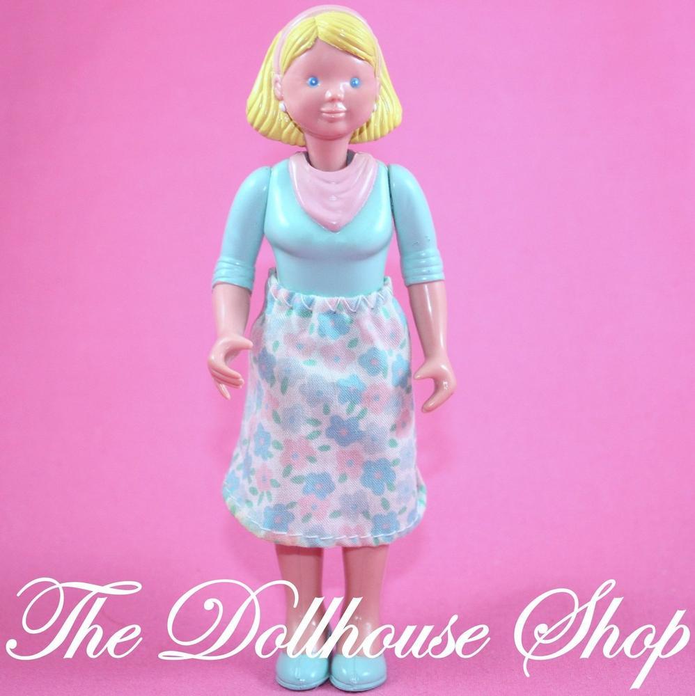 Fisher Price Loving Family Dream Dollhouse Blonde Mom doll floral skirt-Toys & Hobbies:Preschool Toys & Pretend Play:Fisher-Price:1963-Now:Dollhouses-Fisher-Price-Blonde Hair,Blue,Dollhouse,Dolls,Dream Dollhouse,Fisher Price,Loving Family,Mother,Used-Fisher Price Loving Family Blonde Mom doll with removable blue floral skirt, perfect for creative play in your dollhouse. Shop now at The Dollhouse Shop!-The Dollhouse Shop