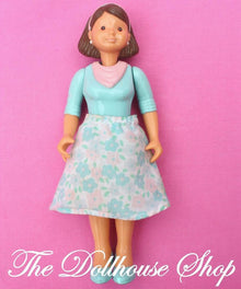 Fisher Price Loving Family Dream Dollhouse Brunette Mother Mom Hispanic Doll-Toys & Hobbies:Preschool Toys & Pretend Play:Fisher-Price:1963-Now:Dollhouses-Fisher-Price-Blue,Brown Hair,Dollhouse,Dolls,Dream Dollhouse,Fisher Price,Loving Family,Mother,Used-Fisher Price Loving Family Dream Dollhouse Brunette Mom doll with removable skirt, perfect for playtime fun. Find it now at The Dollhouse Shop!-The Dollhouse Shop