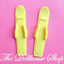 Fisher Price Loving Family Dream Dollhouse Fun at the Lake Yellow Doll Water Skis-Toys & Hobbies:Preschool Toys & Pretend Play:Fisher-Price:1963-Now:Dollhouses-Fisher-Price-Backyard Fun,Beach and Boat Sets,Dollhouse,Dream Dollhouse,Fisher Price,Loving Family,Outdoor Furniture,Used-Fisher Price Loving Family Dream Dollhouse yellow water skis for fun lake play! Perfect for dollhouses. Shop now at The Dollhouse Shop!-The Dollhouse Shop