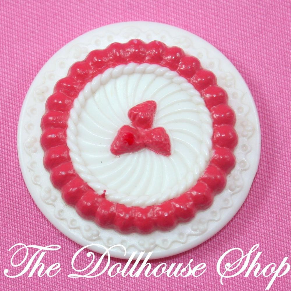 Fisher Price Loving Family Dream Dollhouse Strawberry Berry Pie Doll Food-Toys & Hobbies:Preschool Toys & Pretend Play:Fisher-Price:1963-Now:Dollhouses-Fisher-Price-Dollhouse,Dream Dollhouse,Fisher Price,Food Accessories,Kitchen,Loving Family,Used-The Dollhouse Shop