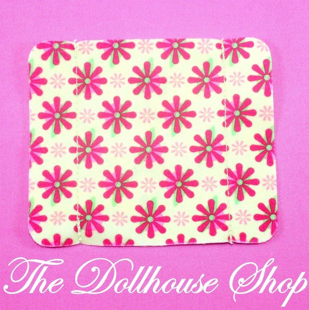 Fisher Price Loving Family Holiday Dollhouse Christmas Kids Bed Sheet-Toys & Hobbies:Preschool Toys & Pretend Play:Fisher-Price:1963-Now:Dollhouses-Fisher-Price-Blankets & Rugs,Christmas,Dollhouse,Fisher Price,Holidays & Seasonal,Home for the Holidays Dollhouse,Loving Family,New,Soft Furnishings-Fisher Price Loving Family Holiday Dollhouse bed cover with penguin and spring prints. Perfect for kids’ dollhouses. Shop now at The Dollhouse Shop!-The Dollhouse Shop