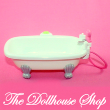 Fisher Price Loving Family Home Holidays Dollhouse Bathroom Claw Bath Tub-Toys & Hobbies:Preschool Toys & Pretend Play:Fisher-Price:1963-Now:Dollhouses-Fisher-Price-Bathroom,Dollhouse,Fisher Price,Home for the Holidays Dollhouse,Loving Family,Used-Fisher Price Loving Family Dollhouse Furniture Accessories Home for the holidays white claw foot bath tub with shower head and wash cloth for your dollhouse bathroom. Gently used, pre-owned condition Year 2009 Perfect for Fisher Price Loving family, Dream Dollhous