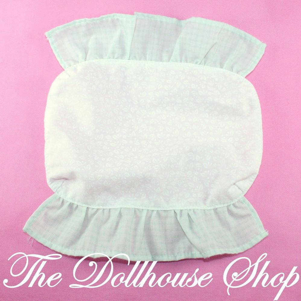 Fisher Price Loving Family Special Edition Townhouse Bed sheet Cover Parents Bedroom-Toys & Hobbies:Preschool Toys & Pretend Play:Fisher-Price:1963-Now:Dollhouses-Fisher-Price-Bedroom,Blankets & Rugs,Dollhouse,Fisher Price,Loving Family,Parents Bedroom,Replacement Parts,Special Edition Townhouse,Used,White-The Dollhouse Shop