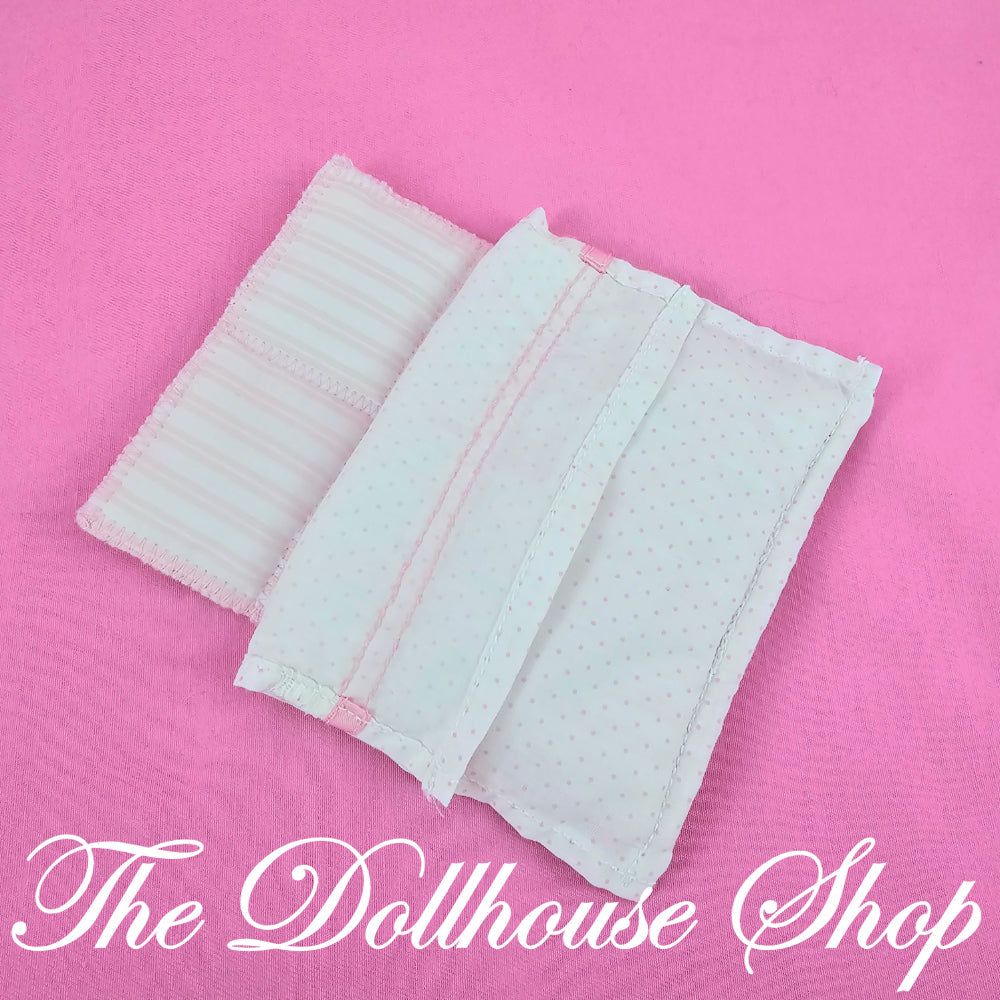 Little Tikes Grand Mansion Dollhouse parents Bedroom Bedding for Blue White double Bed-Toys & Hobbies:Preschool Toys & Pretend Play:Fisher-Price:1963-Now:Dollhouses-Little Tikes-Bedroom,Dollhouse,Grand Mansion,Kids Bedroom,Little Tikes,Pink,Used-The Dollhouse Shop