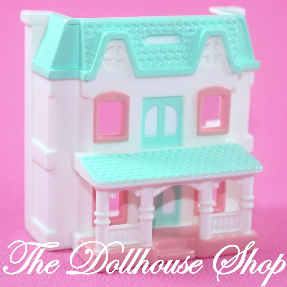 Toy Miniature Fisher Price Loving Family Dream Dollhouse Green Roof-Toys & Hobbies:Preschool Toys & Pretend Play:Fisher-Price:1963-Now:Dollhouses-Fisher-Price-Dollhouse,Dream Dollhouse,Fisher Price,Loving Family,Nursery,Playroom,Used-Fisher Price Loving Family Dream Dollhouse furniture accessories miniature toy replica or the original Dream Dollhouse for your dollhouse nursery or playroom. This sweet replica is approx. 2 1/2 inches tall. Perfect for Fisher Price Loving Family Dream Dollhouse or Playskool Do