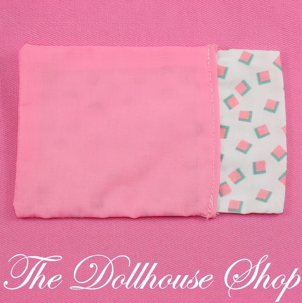 Fisher Price Loving Family Dream Dollhouse child doll's Pink Sleeping Bag-The Dollhouse Shop