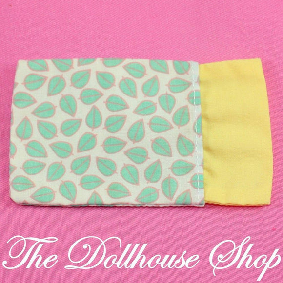 Fisher Price Loving Family Dream Dollhouse Yellow Child Doll's Sleeping Bag-Toys & Hobbies:Preschool Toys & Pretend Play:Fisher-Price:1963-Now:Dollhouses-Fisher-Price-Blankets & Rugs,Camping Sets,Dollhouse,Dream Dollhouse,Fisher Price,Kids Bedroom,Loving Family,Outdoor Furniture,Used,Yellow-The Dollhouse Shop