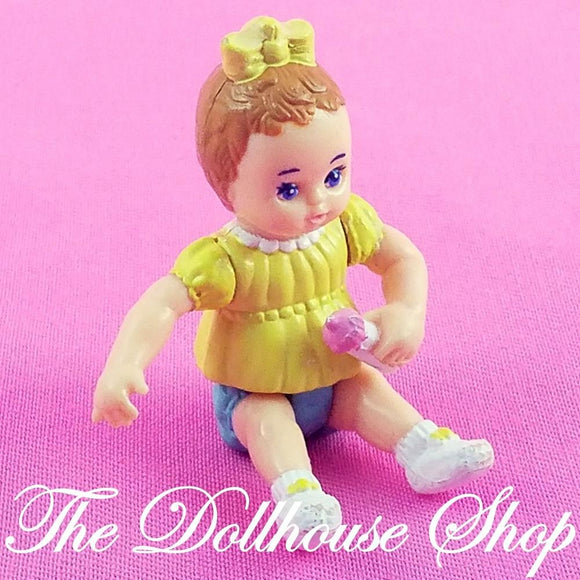 Playskool Dollhouse Nursery Brunette Baby Girl Doll Figure Yellow Top-Toys & Hobbies:Preschool Toys & Pretend Play:Playskool-Playskool-Baby,Brown Hair,Dollhouse,Dolls,Green,Nursery Room,Playskool Dollhouse,Used-The Dollhouse Shop